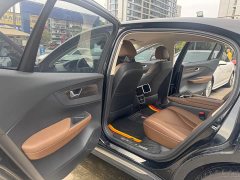 Hongqi E-QM5 2021 Charging Qixiang Edition - ფოტო 9