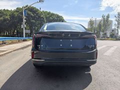 FAW Red Flag E-QM5 500km Travel Edition - ფოტო 12