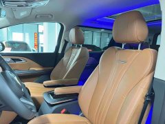 Hongqi HQ9 PHEV 2024 2.0T AWD Business Edition - photo 11