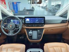 Hongqi HQ9 PHEV 2024 2.0T AWD Business Edition - photo 12