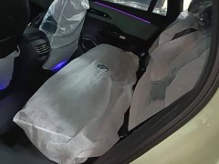 Hongqi EH7 2025 690 Smart Select Edition - ფოტო 17