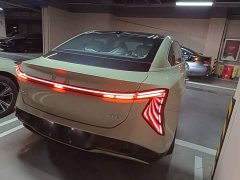 Hongqi EH7 2025 690 Smart Select Edition - ფოტო 7