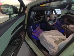 Hongqi EH7 2025 690 Smart Select Edition - ფოტო 14