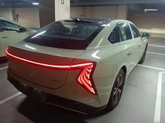 Hongqi EH7 2025 690 Smart Select Edition - ფოტო 7