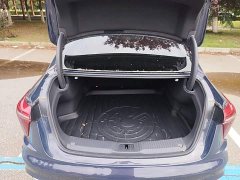 Hongqi H5 2023 2.0T automatic smart connected flag version - ფოტო 19