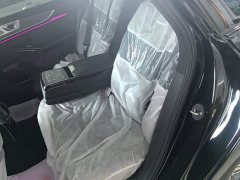 Hongqi H9 2024 2.0T Qichang Private Fashion Edition - ფოტო 17