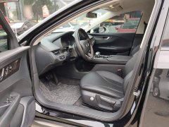 Hongqi E-QM5 2022 431km Charging Enjoyment Edition - ფოტო 16
