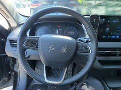 Hongqi E-QM5 2023 facelift basic travel version - ფოტო 11