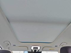 FAW Red Flag E-HS9 660km Range Flagship Edition Four-Seater - ფოტო 18