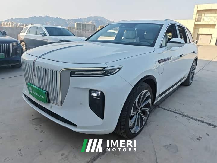 Hongqi E-HS9 660km flag collar version four seats
