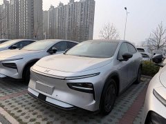 FAW Red Flag E-HS9 660km Range Flagship Edition Four-Seater - ფოტო 18