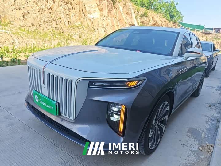 FAW Red Flag E-HS9 660km Range Flagship Edition Four-Seater