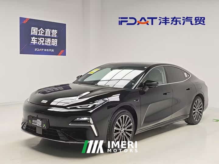 Geely Galaxy Star Shining 8 130km EM-i Flagship Edition