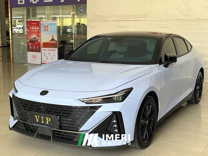 Changan UNI-V 1.5T premium