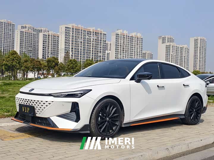 Changan UNI-V 1.5T noble sports