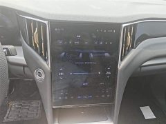 FAW Red Flag HS7 PHEV 2.0T PHEV AWD Flagship Comfort 7-Seater - ფოტო 13