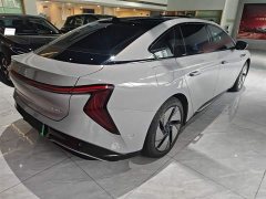 FAW Red Flag EH7 640 AWD Smart Select Edition - ფოტო 7