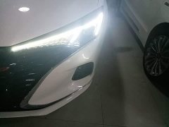 FAW Red Flag H9 2.0T Smart Connected Premium Edition - ფოტო 18