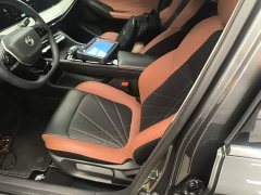 Hongqi HS5 2022 Facelift 2.0T Intelligent Flagship Edition - ფოტო 15