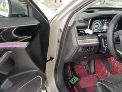 Hongqi HS5 2019 2.0T Zhilian Qixiang four-wheel drive version - ფოტო 16