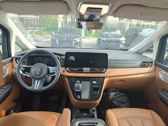 Hongqi HQ9 PHEV 2024 2.0T AWD Business Edition - photo 10
