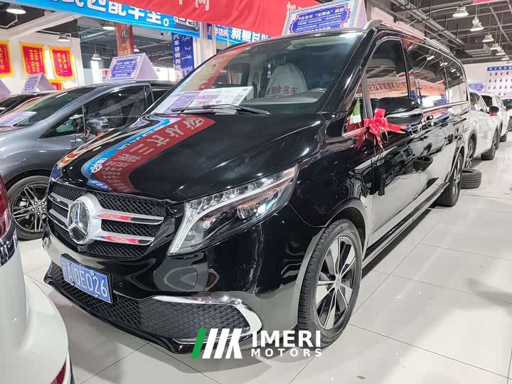 Mercedes-Benz V-Class 2021 V 260 L Long Wheelbase Premium Edition
