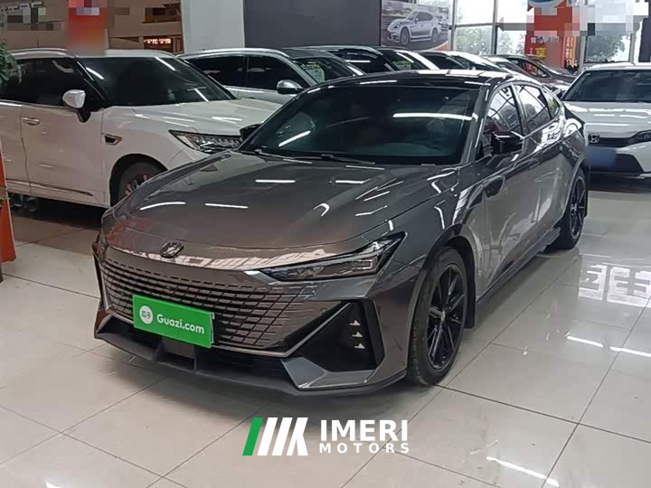 Changan UNI-V 2022 1.5T premium