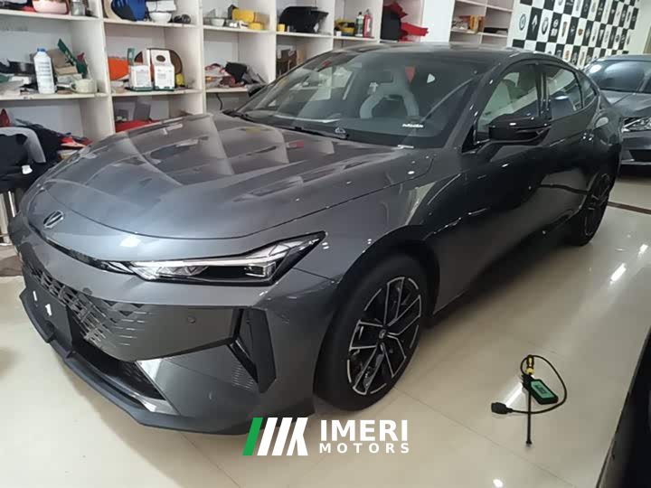 Changan UNI-V Smart Electric iDD 2024 Blue Whale Smart iDD 136km Smart