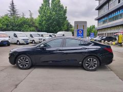 Hongqi H5 2022 Classic 1.5T DCT Qiyun Edition - ფოტო 7