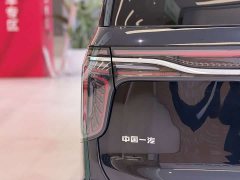 FAW Red Flag HQ9 PHEV 2.0T AWD Business Edition - ფოტო 18