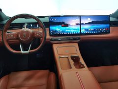 Hongqi HS6 PHEV 2026 220 four-wheel drive smart hybrid version - ფოტო 12