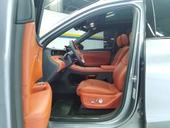Hongqi HS6 PHEV 2026 220 four-wheel drive smart hybrid version - ფოტო 9