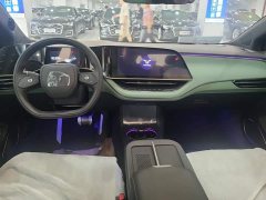 Hongqi EH7 2025 690 Smart Select Edition - ფოტო 12