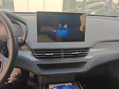 Hongqi E-QM5 2022 431km Charging Enjoyment Edition - ფოტო 13