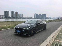 Changan UNI-V 1.5T Smart Navigation Edition - ფოტო 1