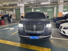 Lincoln Navigator 3.5T Prestige Edition - ფოტო 2