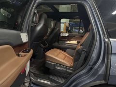 Lincoln Navigator 3.5T Prestige Edition - ფოტო 3