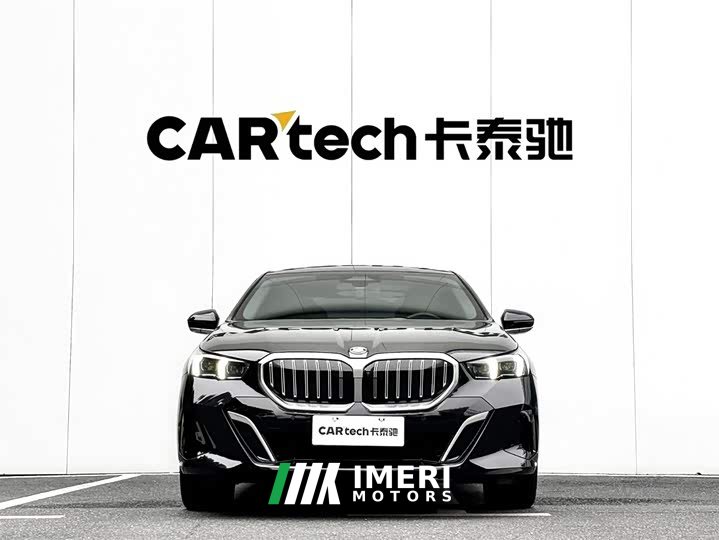 BMW 5 Series 530Li Premier M Sport Package - ავტომობილი ჩინეთიდან