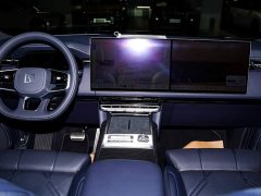 Zeekr 9X 2025 Ultra 55kWh 6-Seater - ფოტო 17