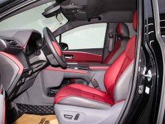 Toyota Sienna 2.5L Hybrid AWD Luxury - ფოტო 11