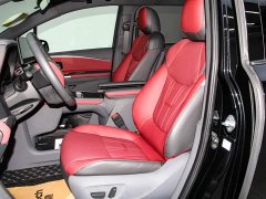 Toyota Sienna 2.5L Hybrid AWD Luxury - ფოტო 14