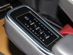 Toyota Sienna 2.5L Hybrid AWD Luxury - ფოტო 15