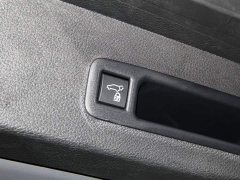 Toyota Sienna 2.5L Hybrid AWD Luxury - ფოტო 19