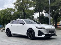 Changan UNI-V 1.5T Smart Navigation Edition - ფოტო 3