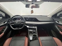 Changan UNI-V 2022 1.5T Deluxe - ფოტო 9