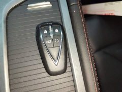 Changan CS75PLUS 2.0T Automatic Navigation Edition - ფოტო 17
