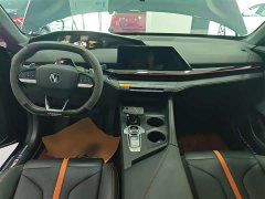 Changan UNI-V 1.5T Premium - фото 12