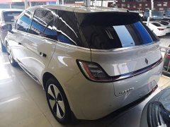 Baojun Yunduo 2023 460 Max - ფოტო 5
