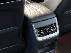 Hongqi H5 2024 1.5T DCT Zhilian Qiyun Edition - ფოტო 19