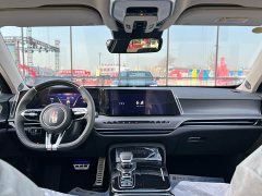 Hongqi H9 2025 facelift 2.0T two-wheel drive Qichang private fashion version 5 seats - ფოტო 12